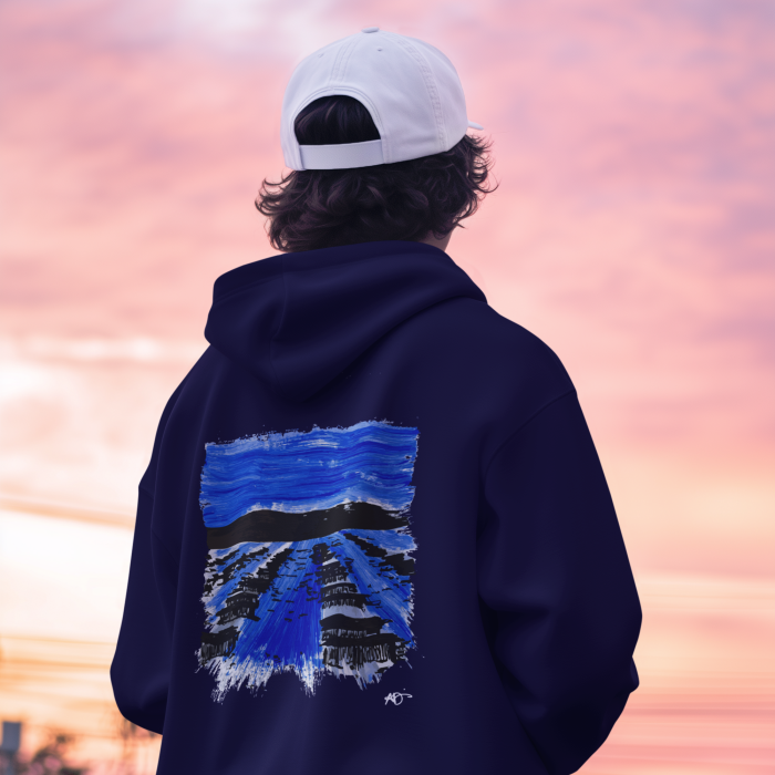 SWEAT A CAPUCHE ETANG BLEU MARINE